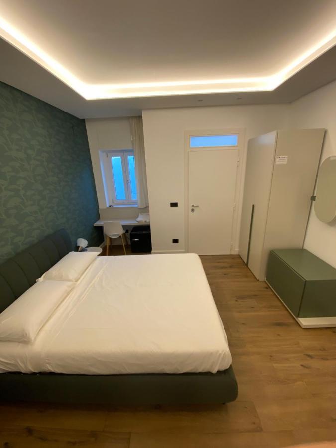 Villa Palladino Rooms 焦维纳佐 外观 照片